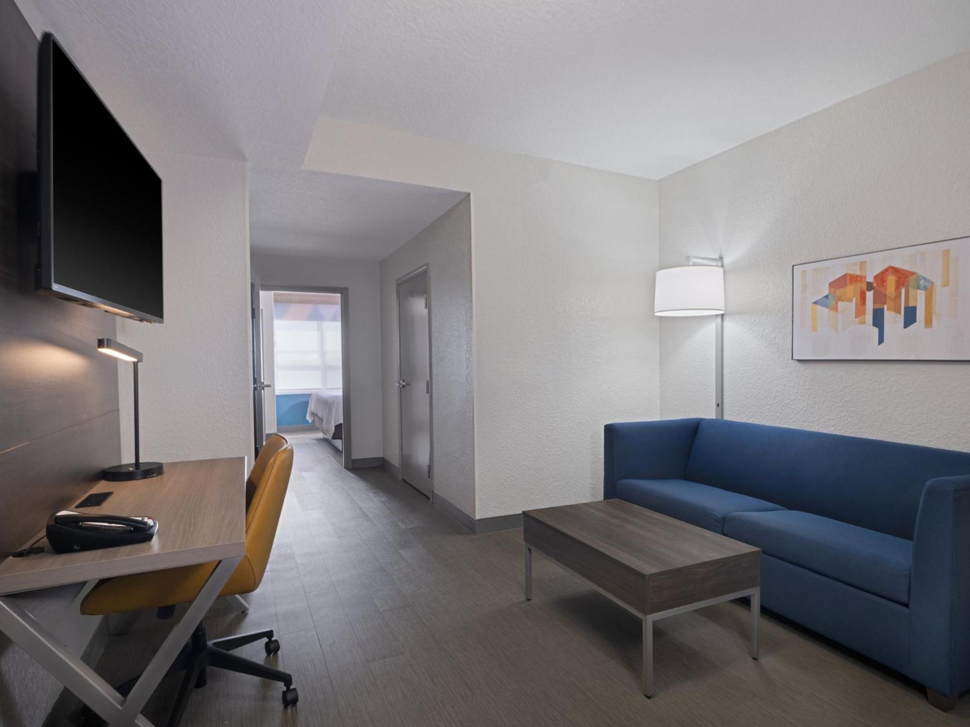Holiday Inn Express & Suites Lakeland North I-4 By Ihg Екстер'єр фото