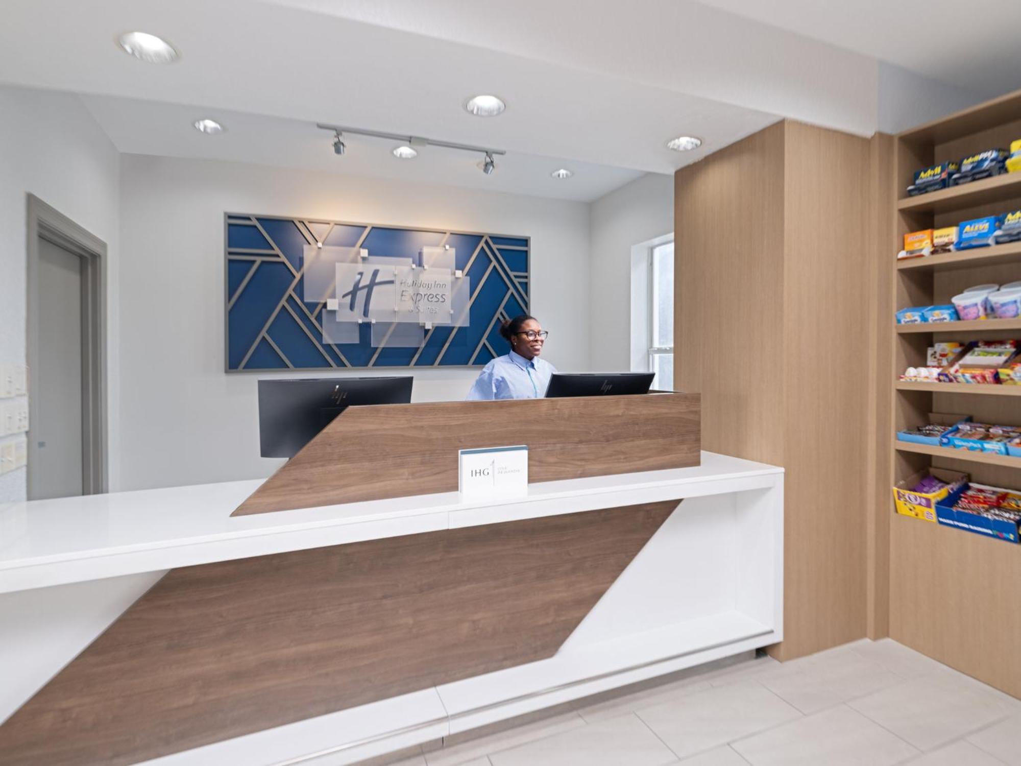 Holiday Inn Express & Suites Lakeland North I-4 By Ihg Екстер'єр фото